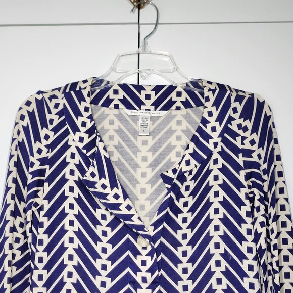 Diane Von Furstenberg 100% Silk Dress Women's Size 0 Blue and Beige Mini - Picture 2 of 8